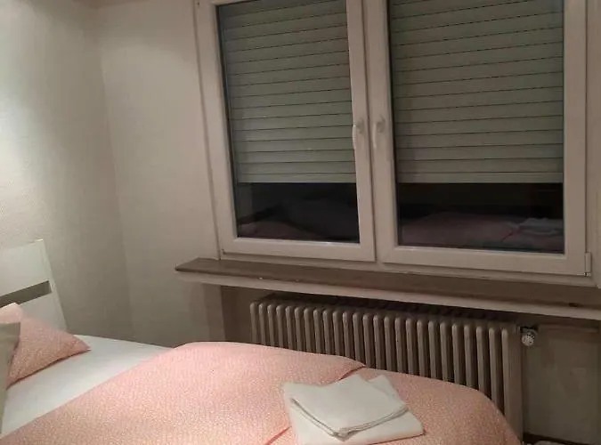 Chez Tony שטראסן